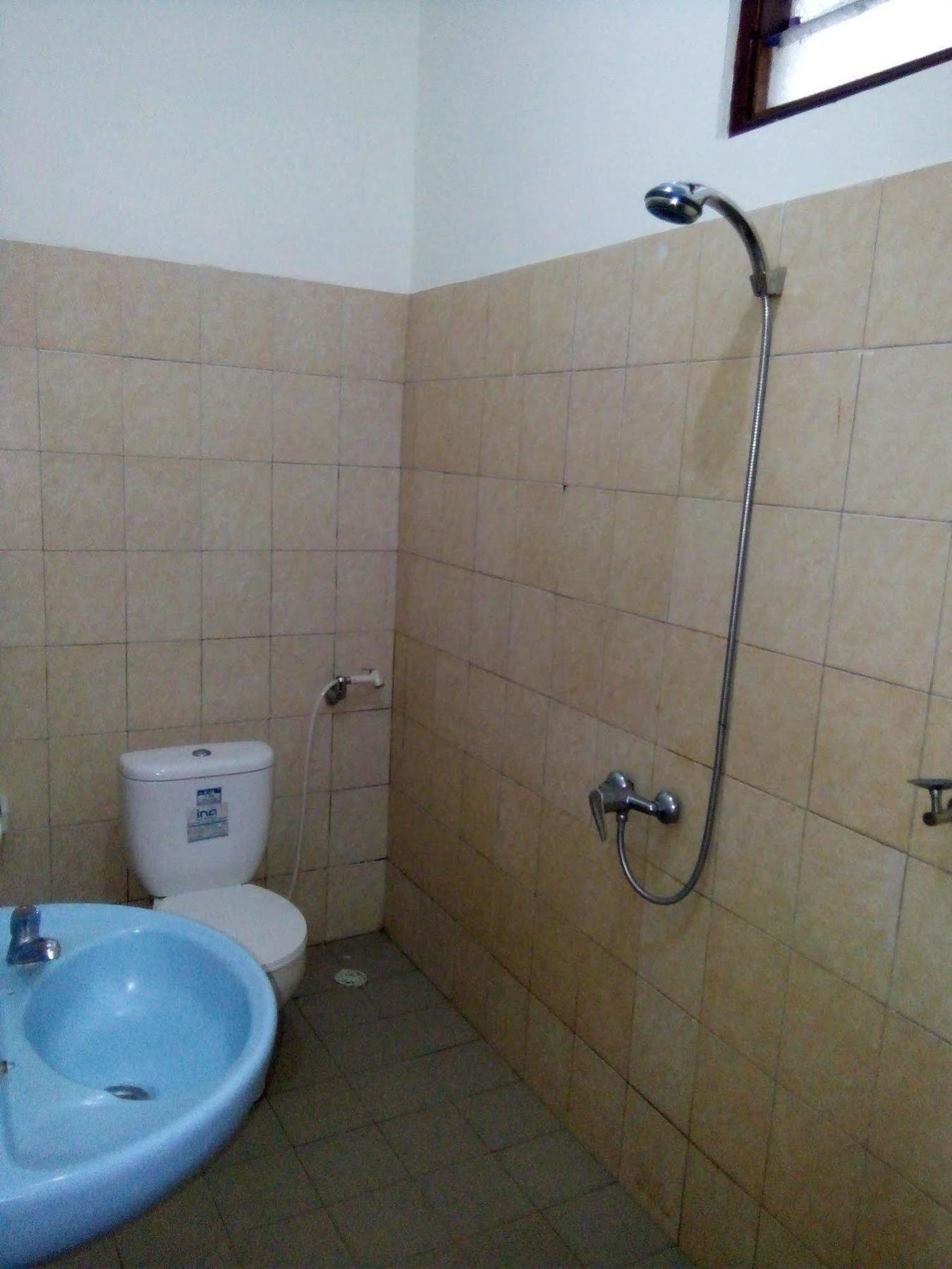 Family Garden Homestay Mangsit Exterior foto